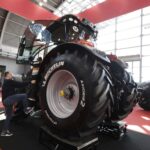 18.03.2022. Targi Kielce. Najciekawszy sprzęt wyróżniony Złotymi Medalami Targów Kielce na wystawie AGROTECH 2022. Na zdjęciu: ciągnik Case IH Optum 300 AFS Connect / Jarosław Kubalski / Radio Kielce