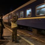 10.03.2022 Sędziszów. Pomoc uchodźcom udzielana przez mundurowych i wolontariuszy / ŚBOT