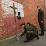 28.02.2022. Terytorialsi odwiedzają miejsca związane z żołnierzami niezłomnymi / ŚBOT