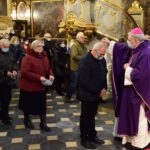 02.03.2022. Sandomierz. Bazylika katedralna. Środa popielcowa. Msza święta. Na zdjęciu:Krzysztof Nitkiewicz -  biskup sandomierski / ks. Grzegorz Słodkowski