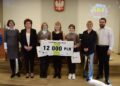 10.03.2022. Starachowice. Zwycięzcy konkursu „OgródEKO” - I nagroda / Urząd Miasta w Starachowicach