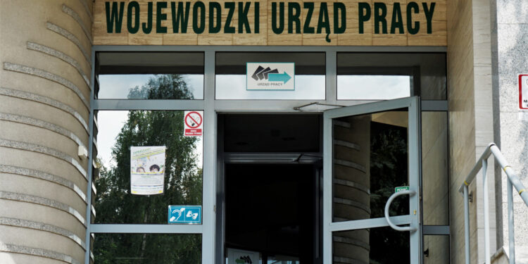 Kielce. Wojewódzki Urząd Pracy / Fot. Patryk Cudzik - Radio Kielce