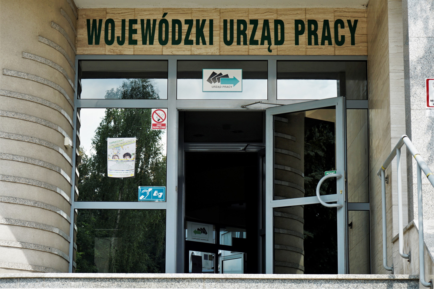 Kielce. Wojewódzki Urząd Pracy / Patryk Cudzik / Radio Kielce