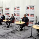 06.03.2020. Studio Polityczne Radia Kielce. Na zdjęciu (od lewej): Mirosław Gębski - PiS, Lucjan Pietrzczyk - PO KO, Dawid Lewicki - Konfederacja Partia KORWiN, Andrzej Szejna - Nowa Lewica, Czesław Siekierski - PSL KP / Kamil Król / Radio Kielce