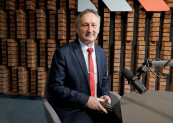 22.03.2022. Radio Kielce. Rozmowa Dnia. Na zdjęciu: Zbigniew Koniusz - wojewoda świętokrzyski / Piotr Kwaśniewski / Radio Kielce