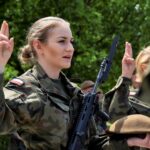 08.03.2022 Kielce. Kobiety w mundurach. 10. Świętokrzyska Brygada Obrony Terytorialnej / ppor. Daniel Woś / ŚBOT