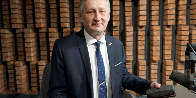 29.03.2022. Radio Kielce. Rozmowa Dnia. Na zdjęciu: Zbigniew Koniusz - wojewoda świętokrzyski / Piotr Kwaśniewski / Radio Kielce