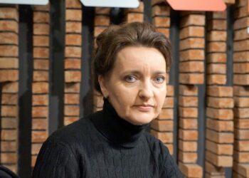 31.03.2022. Kielce. Rozmowa Dnia. Na zdjęciu: Marzena Okła-Drewnowicz, wiceprzewodnicząca Platformy Obywatelskiej / Kamil Król / Radio Kielce