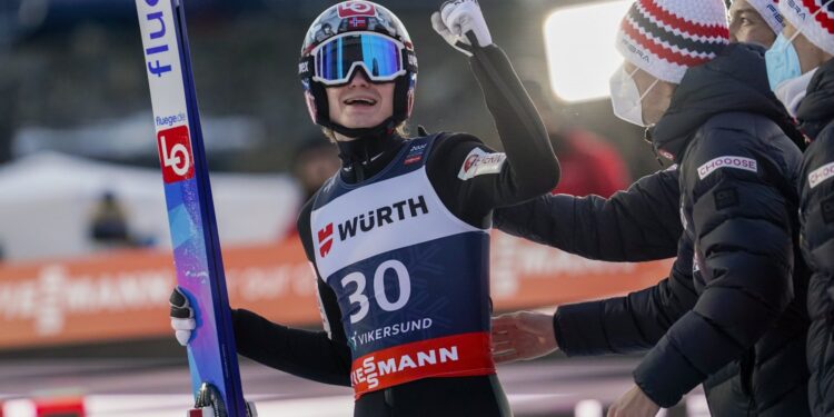 12.03.2022 Vikersund. Mistrzostwa Świata w lotach narciarskich. Na zdjęciu: Marius Lindvik / Terje Bendiksby / PAP/EPA