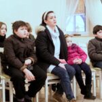 04.03.2022. Dwikozy. Spotkanie Pierwszej Damy Agaty Kornhauser-Dudy z uchodźcami / Wiesław Stępień