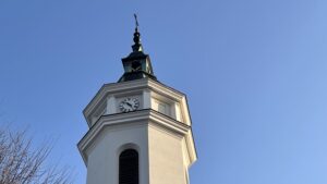 Ostrowiec. Zegar na wieży kolegiaty / Emilia Sitarska / Radio Kielce