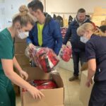 04.03.2022. Starachowice. Transport środków medycznych dla szpitala we Lwowie / Anna Głąb / Radio Kielce