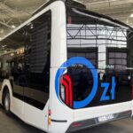 30.03.2022. Starachowice. Przekazanie nowych autobusów komunikacji miejskiej / Anna Głąb / Radio Kielce