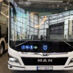 30.03.2022. Starachowice. Przekazanie nowych autobusów komunikacji miejskiej / Anna Głąb / Radio Kielce