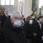 16.03.2022. Radom. Uroczystości pogrzebowe biskupa Adam Odzimka. Na zdjęciu: poseł Krzysztof Lipiec / Jarosław Kubalski / Radio Kielce