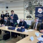 21.03.2022. Posiedzenie Rady Programowej wojewódzkiej komendy OHP. Na zdjęciu (od lewej): Andrzej Pruś - przewodniczący sejmiku województwa świętokrzyskiego, biskup Marian Florczyk, poseł Krzysztof Lipiec, Grzegorz Małkus  wojewódzki komendant OHP w Kielcach, Andrzej Bętkowski -  marszałek województwa, senator Krzysztof Słoń, radny Marcin Stępniewski / Michał Kita / Radio Kielce