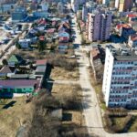 14.03.2022. Kielce. Działka przy ulicy Młodej, gdzie ma zostać zlokalizowane nowe targowisko / Jarosław Kubalski / Radio Kielce