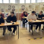 01.03.2022. Kielce. Zespół Szkół Elektrycznych. Akcja oddawania krwi / Iwona Murawska / Radio Kielce