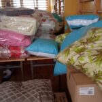 10.03.2022. Skalbmierz. Zespół Placówek Oświatowych włączył się w pomoc dla uchodźców z Ukrainy / Anna Surówka