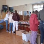 10.03.2022. Skalbmierz. Zespół Placówek Oświatowych włączył się w pomoc dla uchodźców z Ukrainy / Anna Surówka