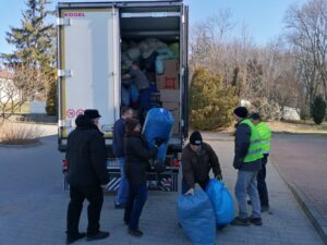 11.03.2022. Kazimierza Wielka. Transport humanitarny / Marta Gajda-Kruk / Radio Kielce