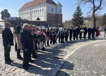 20.03.2022. Sandomierz. Uroczystości patriotyczne / Grażyna Szlęzak-Wójcik / Radio Kielce