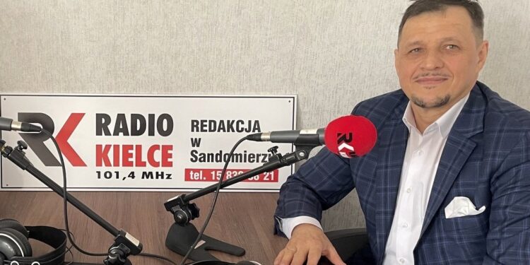 30.03.2022. Sandomierz. Na zdjęciu: Jacek Toś - dyrektor Oddziału Terenowego Krajowego Ośrodka Wsparcia Rolnictwa w Kielcach / Grażyna Szlęzak-Wójcik / Radio Kielce