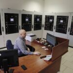 22.03.2022. Kielce Białogon. Ujęcie wody. Dyspozytornia / Jarosław Kubalski / Radio Kielce