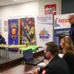 17.03.2002. Konferencja policji. „Wypadek to nie przypadek” - to nazwa nowego projektu realizowanego przez stowarzyszenie „Passa” / KMP Kielce