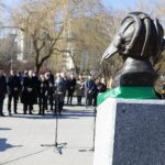 18.03.2022. Kielce. Odsłonięcie popiersia Wiesława Gołasa / Wiktor Taszłow / Radio Kielce