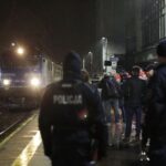 30.03.2022. Kielce. Przyjazd pociągu z Ukrainy z chorymi dziećmi / Wiktor Taszłow / Radio Kielce