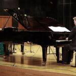 29.03.2022. Kielce. Koncert Charytatywny " Pomagamy Ukrainie"  w ZPSM w Kielcach. Na zdjęciu: Anna Wielgus-Nowak i Grzegorz Nowak - Novi Piano Duo / Wiktor Taszłow / Radio Kielce