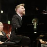 29.03.2022. Kielce. Koncert Charytatywny " Pomagamy Ukrainie"  w ZPSM w Kielcach. Na zdjęciu: Grzegorz Nowak - Novi Piano Duo / Wiktor Taszłow / Radio Kielce