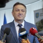 30.03.2022. Kielce. Sesja Rady Powiatu Kieleckiego. Na zdjęciu: Mirosław Gębski - starosta kielecki / Wiktor Taszłow / Radio Kielce