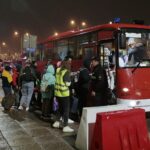 30.03.2022. Kielce. Przyjazd pociągu z Ukrainy z chorymi dziećmi / Wiktor Taszłow / Radio Kielce