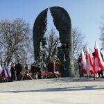 01.03.2022. Kielce. Narodowy Dzień Pamięci Żołnierzy Wyklętych. Uroczystości przed Pomnikiem Armii Krajowej / Wiktor Taszłow / Radio Kielce