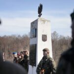 01.03.2022. Kielce. Narodowy Dzień Pamięci Żołnierzy Wyklętych. Uroczystości na cmentarzu Kielce-Piaski / Wiktor Taszłow / Radio Kielce