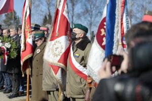 01.03.2022. Kielce. Narodowy Dzień Pamięci Żołnierzy Wyklętych. Uroczystości na cmentarzu Kielce-Piaski / Wiktor Taszłow / Radio Kielce