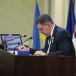 03.03.2022. Kielce. Sesja Rady Miasta Kielce. Na zdjęciu: Jarosław Karyś - przewodniczący Rady Miasta Kielce / Wiktor Taszłow / Radio Kielce