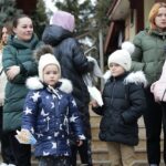 04.03.2022. Obrazów. Willa Wojtasówka. Spotkanie Pierwszej Damy Agaty Kornhauser-Dudy z uchodźcami / Wiktor Taszłow / Radio Kielce