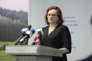 07.03.2022. Kielce. Konferencja WFOSiGW. Na zdjęciu: Agata Wojtyszek - poseł / Wiktor Taszłow / Radio Kielce