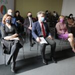 07.03.2022. Kielce. Konferencja WFOSiGW. Na zdjęciu (od lewej): Agata Wojtyszek - poseł, Krzysztof Słoń - senator, Anna Krupka - wiceminister kultury, dziedzictwa narodowego i sportu / Wiktor Taszłow / Radio Kielce