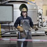 10.03.2022. Kielce. Odlewnia Chemar uruchamia zmodernizowany piec łukowy do topnienia staliwa / Wiktor Taszłow / Radio Kielce