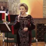 12.03.2022. Kielce. Koncert "Solidarni z Ukrainą" w WDK. Na zdjęciu: Edyta Bobryk - wicedyrektor Wojewódzkiego Domu Kultury w Kielcach / Wiktor Taszłow / Radio Kielce