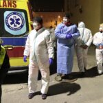 13.03.2022. Kielce. Dworzec PKP. Przyjazd z Ukrainy dzieci chorych onkologicznie / Wiktor Taszłow / Radio Kielce