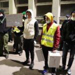 13.03.2022. Kielce. Dworzec PKP. Przyjazd z Ukrainy dzieci chorych onkologicznie / Wiktor Taszłow / Radio Kielce