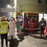 13.03.2022. Kielce. Dworzec PKP. Przyjazd z Ukrainy dzieci chorych onkologicznie / Wiktor Taszłow / Radio Kielce