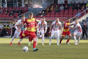 13.03.2022. Kielce. Mecz 23. kolejki Fortuna 1 Ligi: Korona Kielce - Apklan Resovia Rzeszów / Fot. Wiktor Taszłow - Radio Kielce