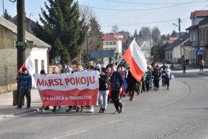 03.03.2022. Iwaniska. Marsz Pokoju / Gminne Centrum Biblioteki i Kultury w Iwaniskach