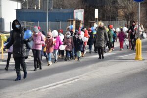 03.03.2022. Iwaniska. Marsz Pokoju / Gminne Centrum Biblioteki i Kultury w Iwaniskach